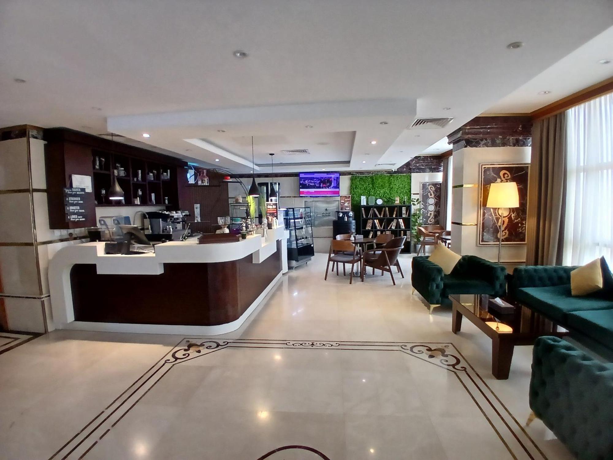 Crown Town Hotel Yidda Exterior foto